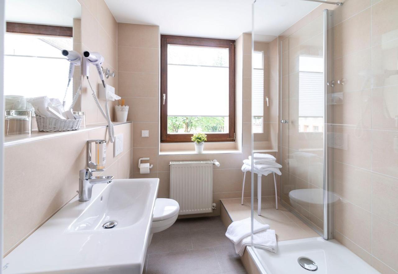 Hotel Adler Post Schwetzingen Luaran gambar