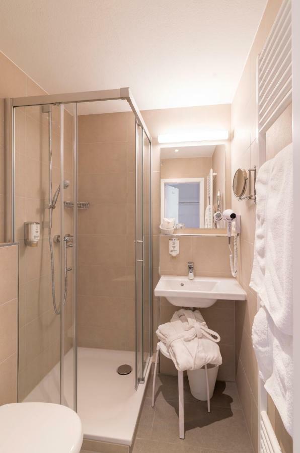 Hotel Adler Post Schwetzingen Luaran gambar